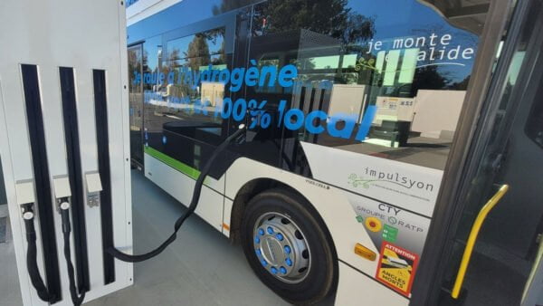 Green hydrogen refueling station in La Roche-sur-Yon