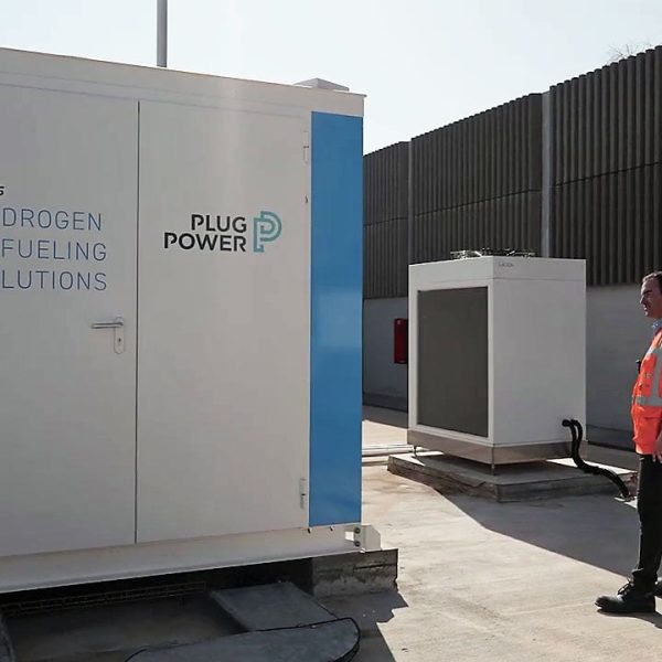 Station de ravitaillement hydrogène vert pour un centre logistique pour la grande distribution