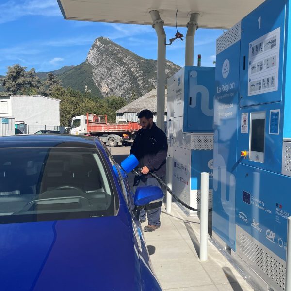 HRS-station-hydrogene-saint-egreve